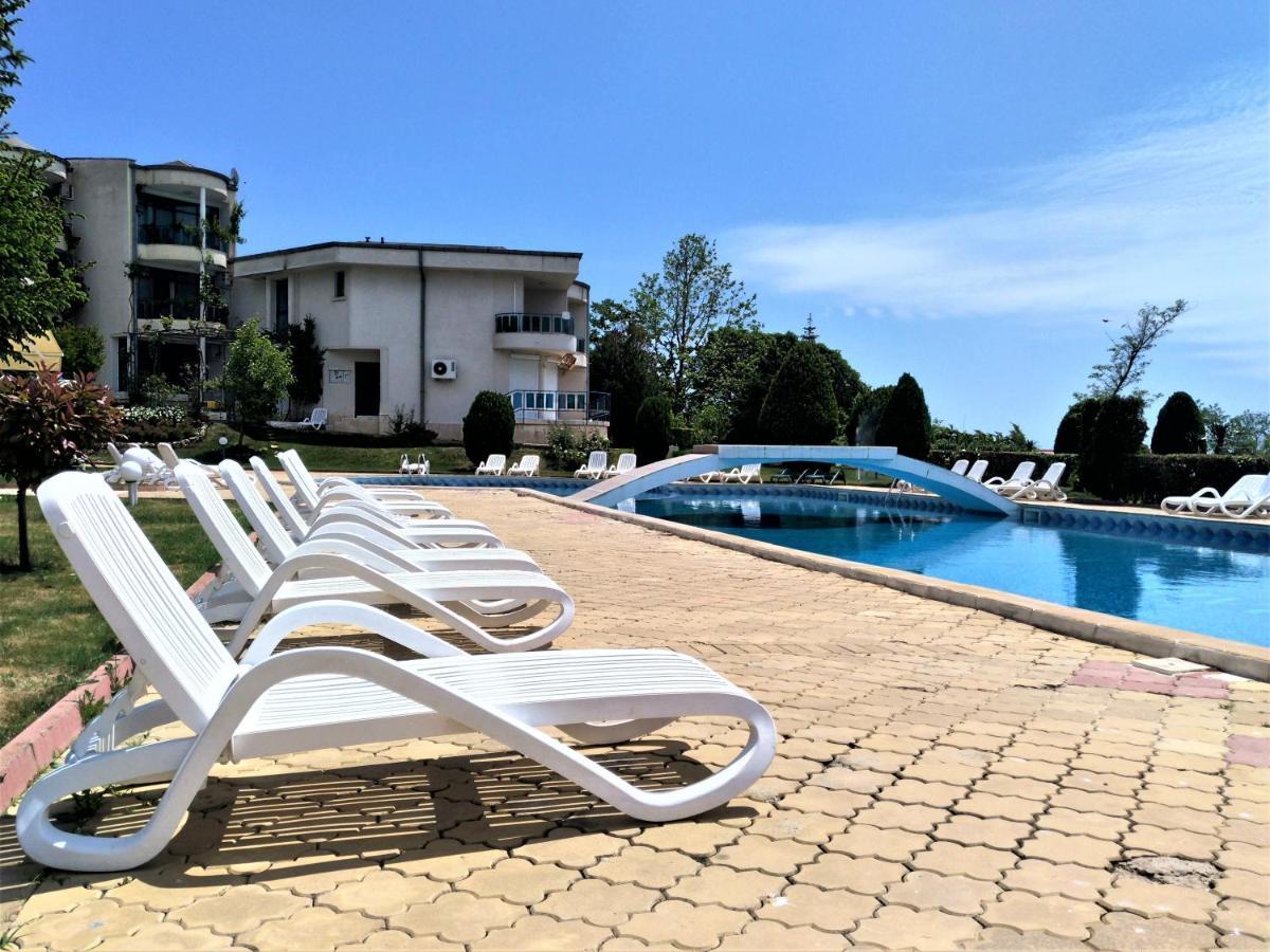 Baratero Vlas Marina Apartment Sveti Vlas Exterior photo