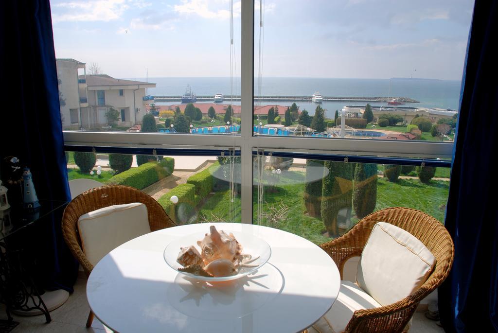Baratero Vlas Marina Apartment Sveti Vlas Exterior photo